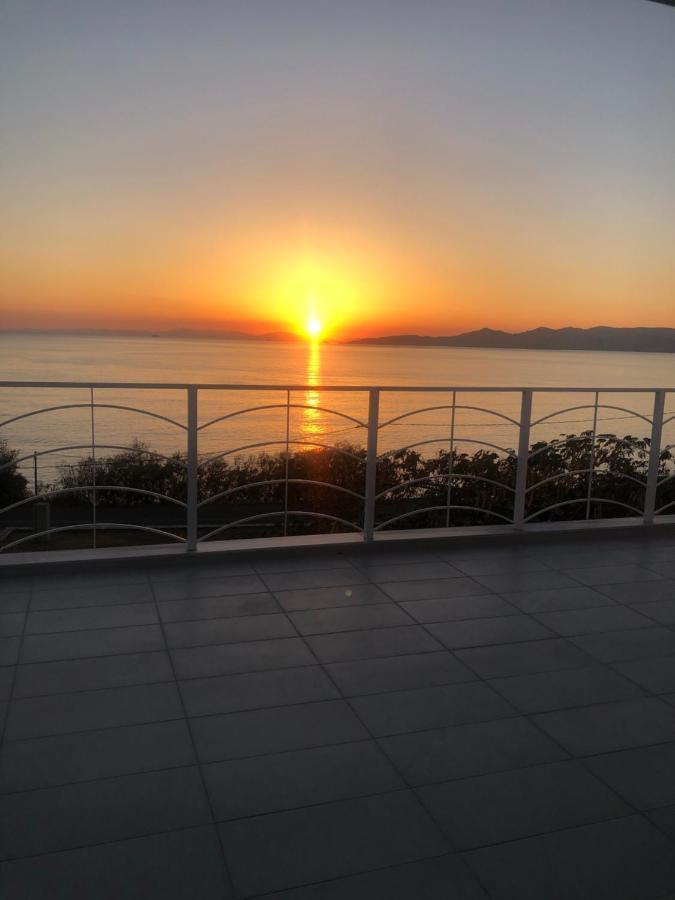 Dreamy Sunsets Faros Villa Каристос Екстериор снимка